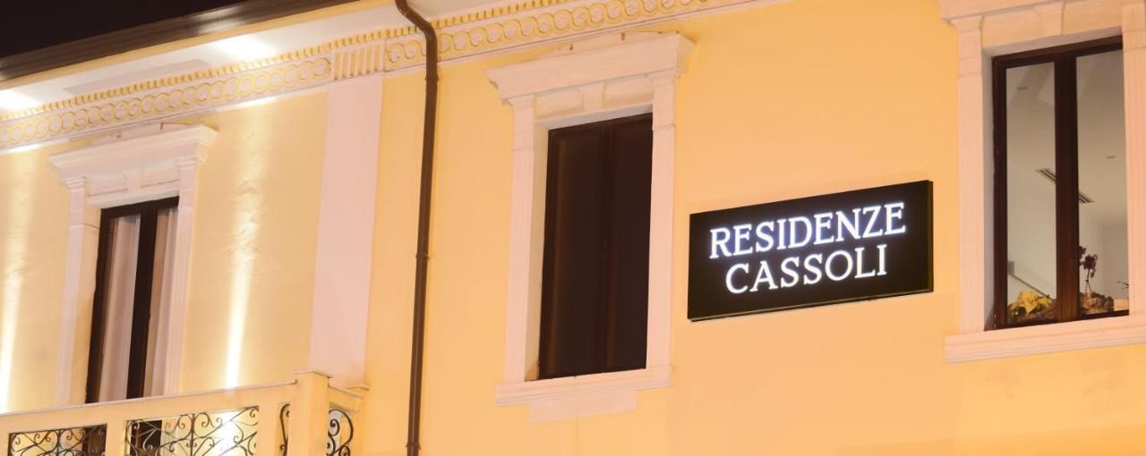 Residenze Cassoli - Lamezia Centro Ламеція-Терме Екстер'єр фото